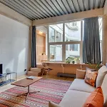 Uma Foyer 25 Apartman