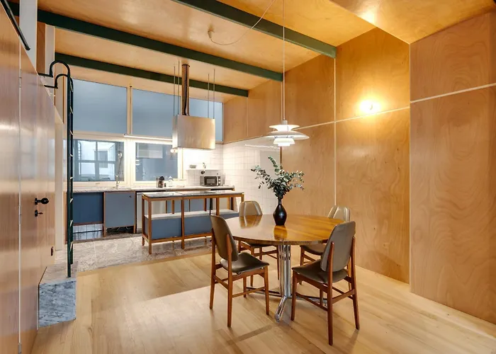 Uma Foyer 25 بورتو