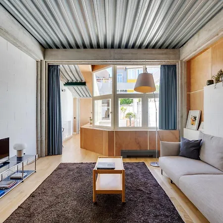 Uma Foyer 25 Daire