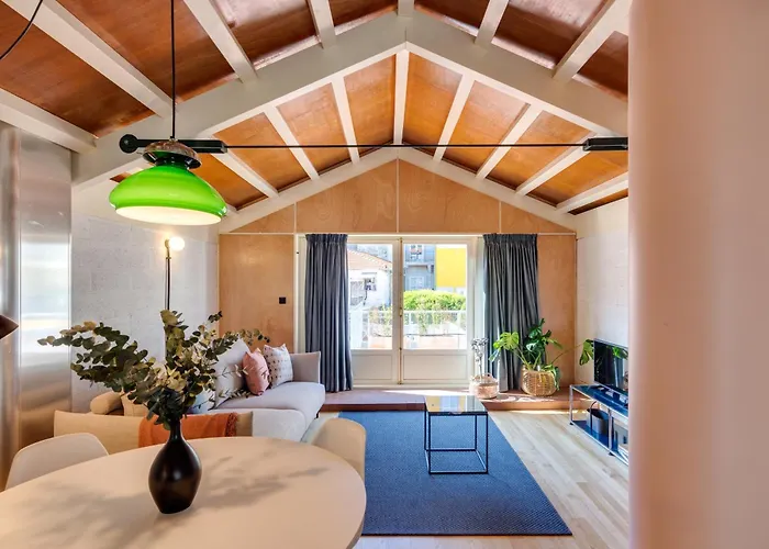 Uma Foyer 25 * Oporto