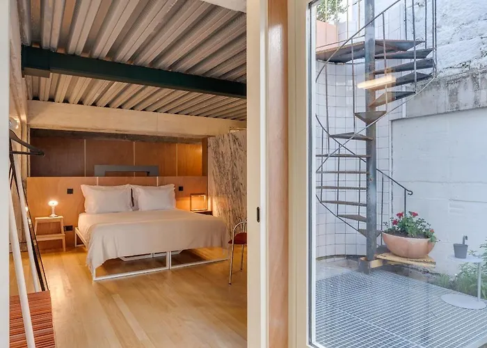 Apartament Uma Foyer 25 *